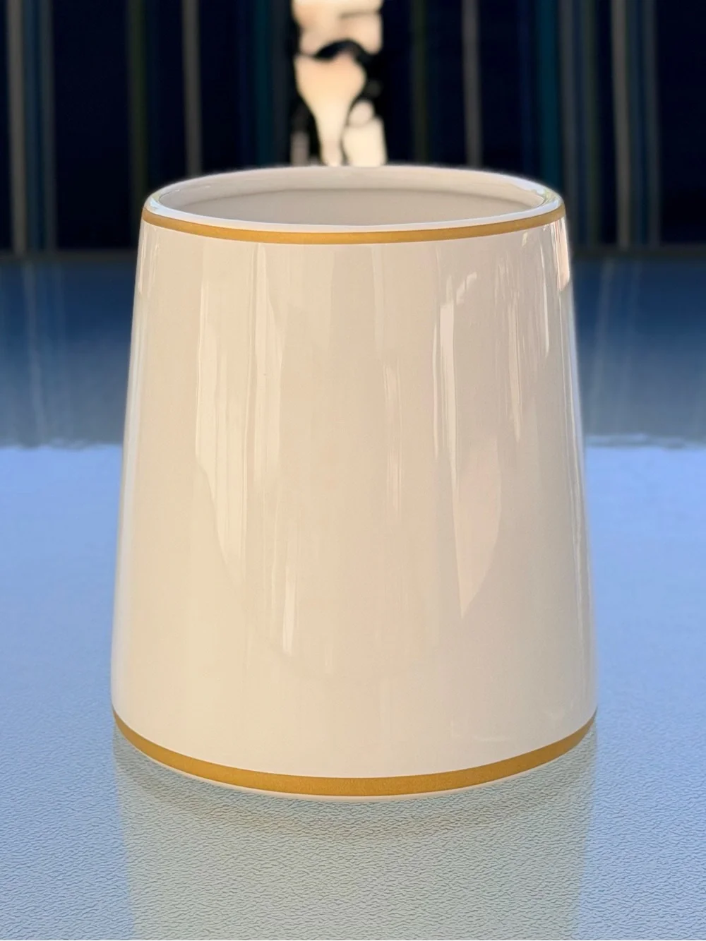 FTD White and Gold Ceramic Dove Round Vase/Planter